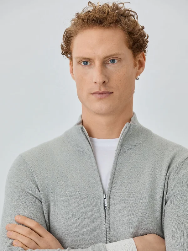Cardigan With Logo Embroidery In Wool And Cashemere Blend Trendy Men's Scandinavian Cardigan With Logo Embroidery In Wool And Cashemere Blend Trendy Men's Scandinavian