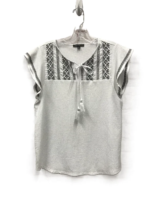 White Top Short Sleeve By Adrianna Papell, Size: M Refined Men's Velvet
