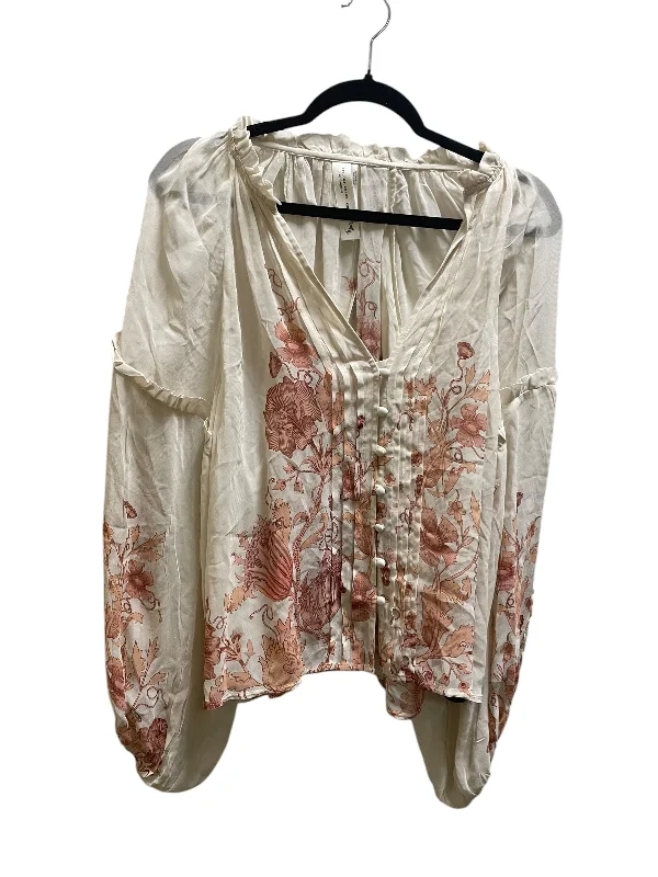 Top Long Sleeve By Anthropologie In Cream, Size: M Vacation