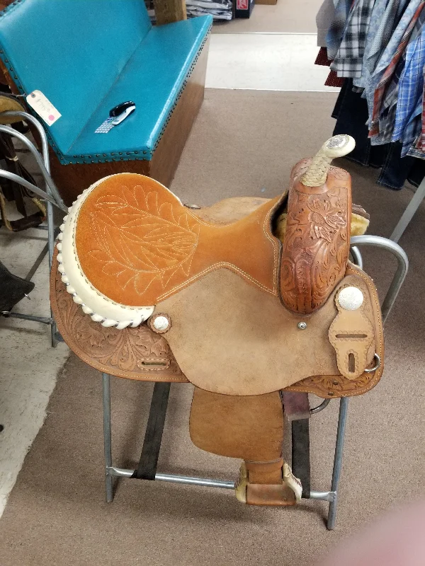 Used Saddle King Barrel Racer/R.P./14 1/2" Vacation