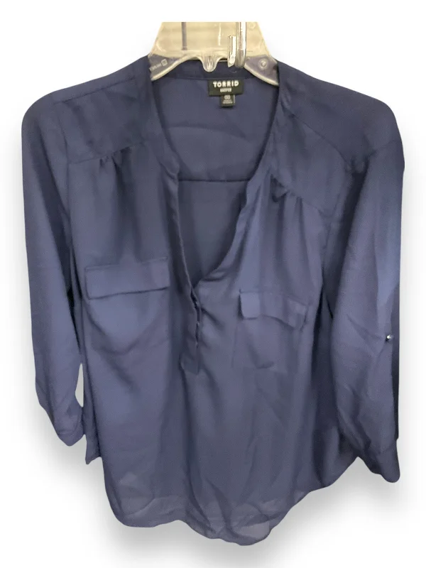 Top 3/4 Sleeve By Torrid In Blue, Size: 4 Vacation