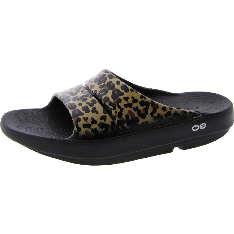 Crocs Womens Slip On Open Toe Flip-Flops