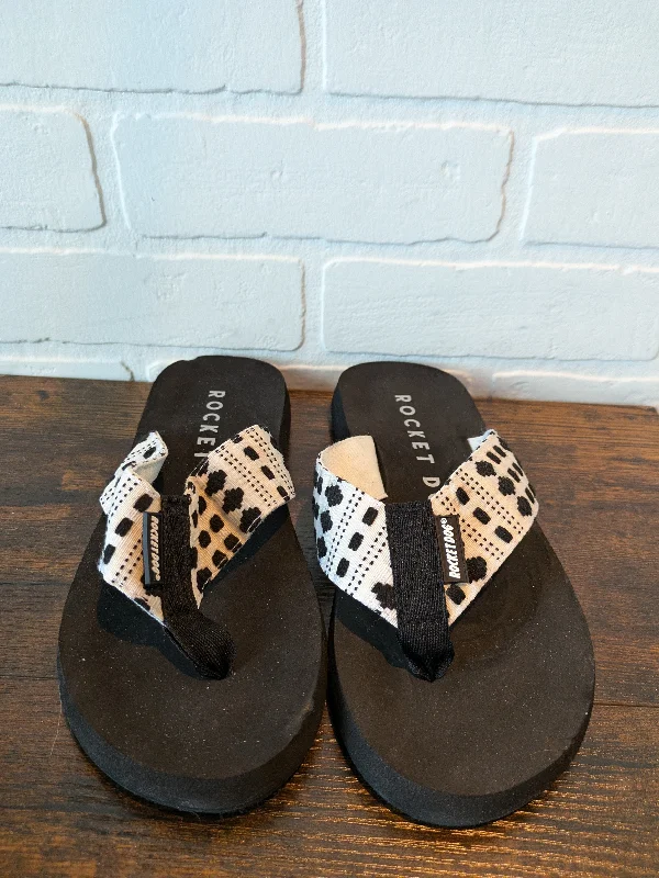 Black Sandals Flip Flops Rocket Dogs, Size 7