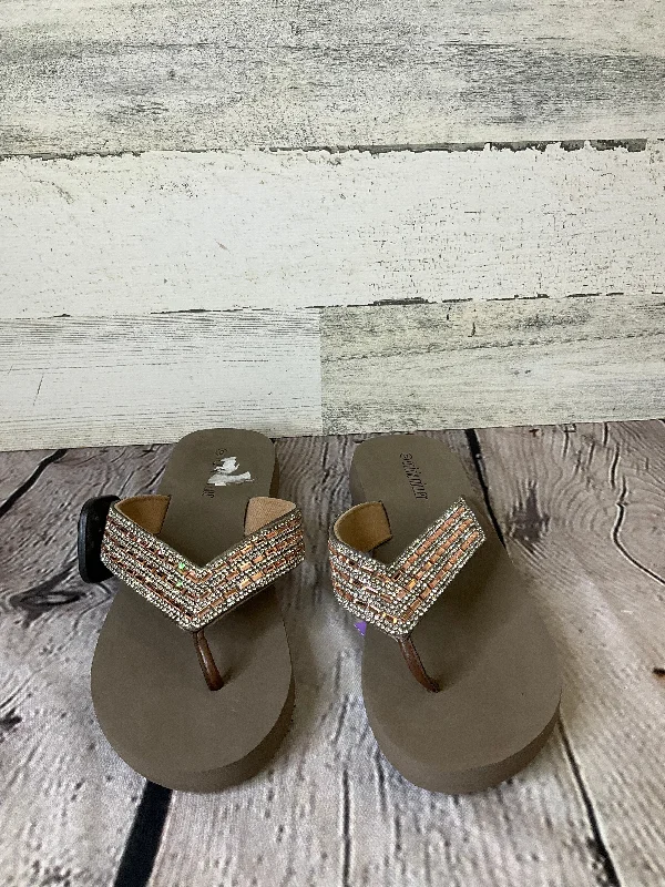 Brown & Pink Sandals Flip Flops Olivia Miller, Size 8