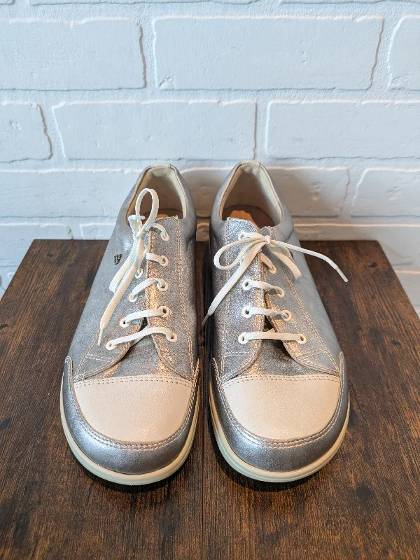 Silver Shoes Sneakers Finn Comfort, Size 8