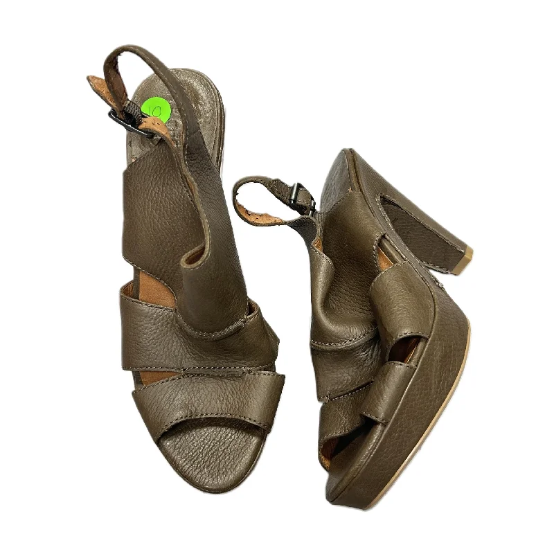 Taupe Sandals Heels Wedge By Lucky Brand, Size: 10