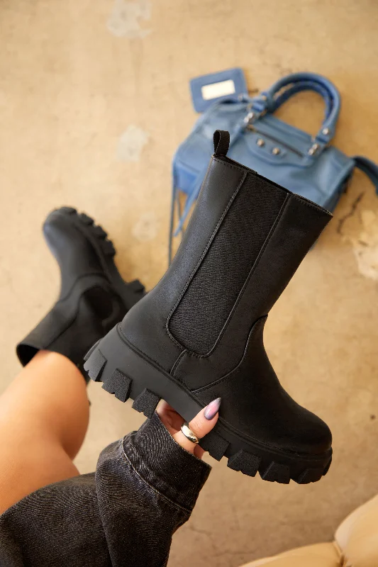 Cold As Ice Flat Boots - Black Elastic - Sided Chelsea Look  