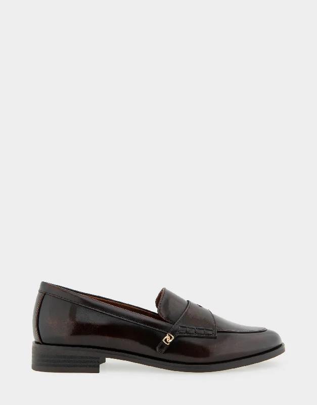 Eira Art Deco - Inspired Shoe Look  